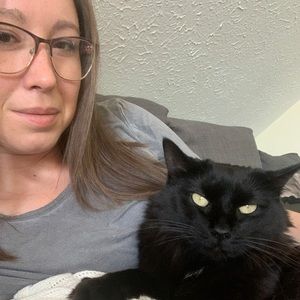 Meet your Posher, Kelly